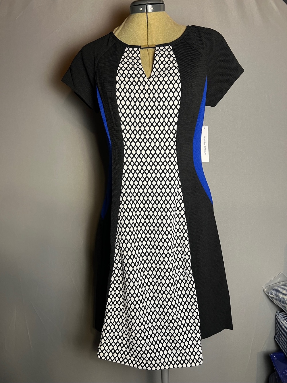 Extended Shoulder Printed Puff Scuba Crepe Dress